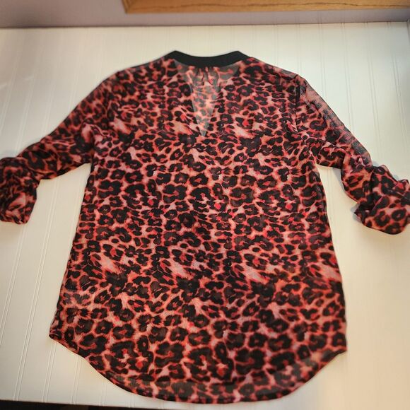 Kut From The Kloth Small Sheer Pink Animal Print Blouse - Picture 8 of 8